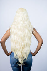 33" AMANDA WIG